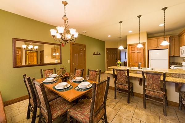 2Br Westgate Resort Sleeps 10 - Smoky Mtn Condo With Free Water Park Гатлинбург Экстерьер фото
