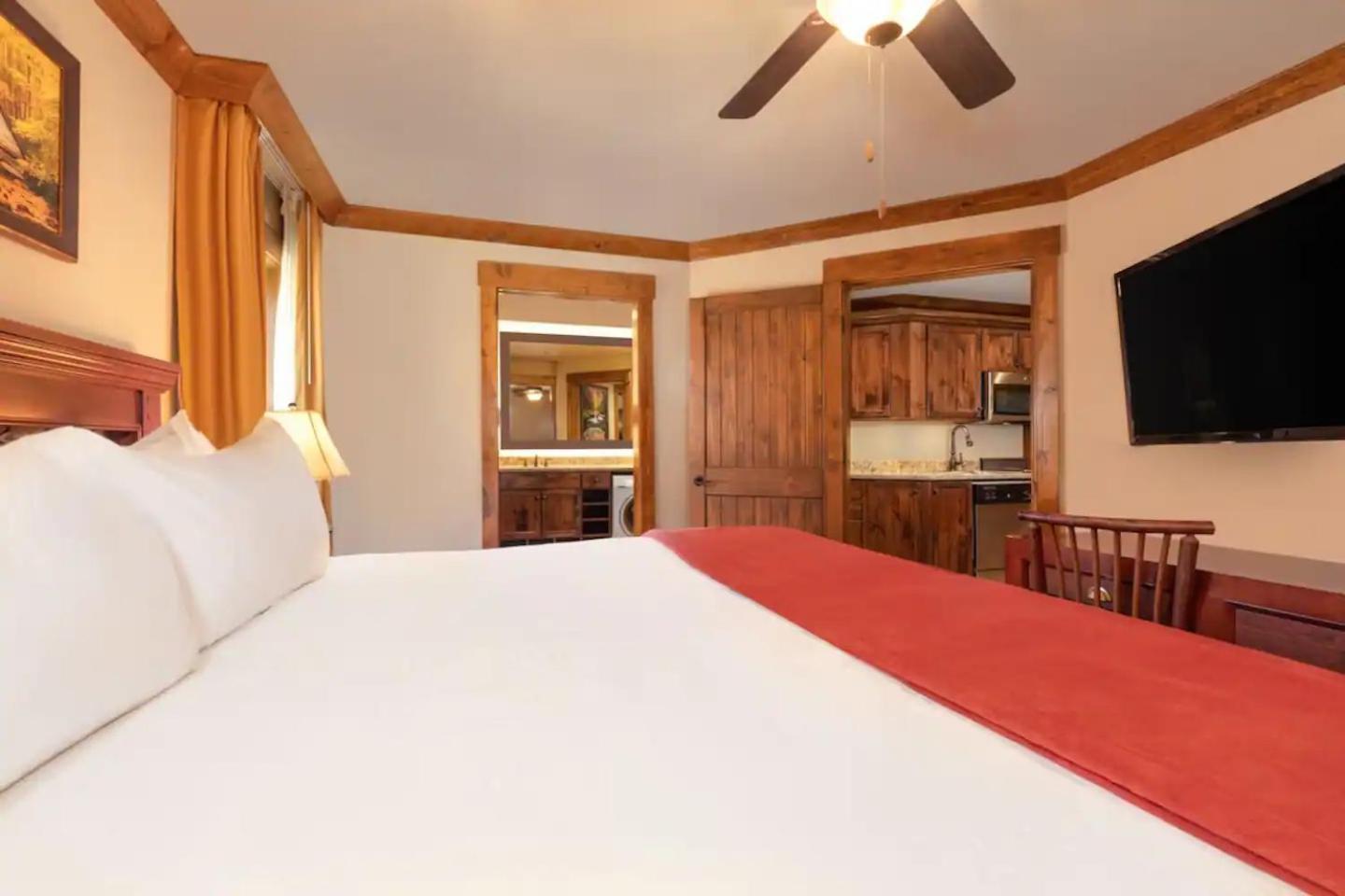 2Br Westgate Resort Sleeps 10 - Smoky Mtn Condo With Free Water Park Гатлинбург Экстерьер фото